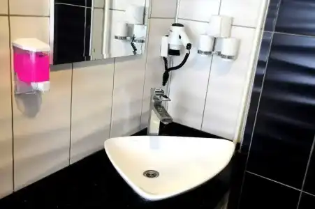 Markasi Otel - 8