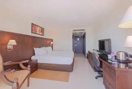 Crowne Plaza Antalya - 51