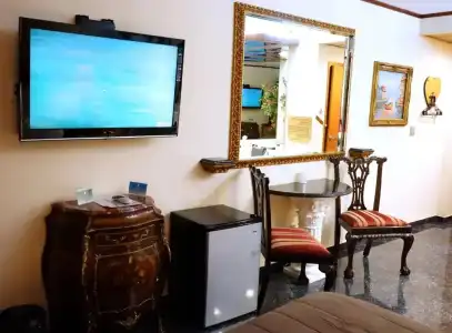Paris Suites - 2