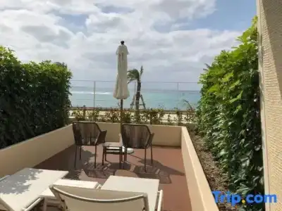 DoubleTree by Hilton Okinawa Chatan Resort - 72