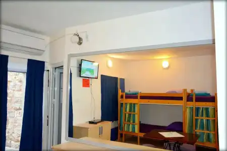 Montenegro Backpackers Home Budva - 2