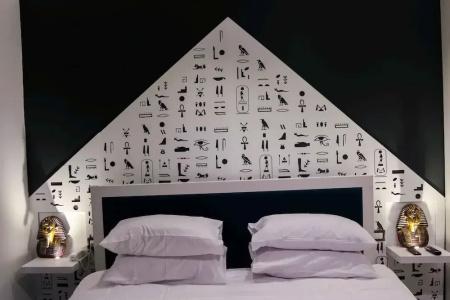 Elite Pyramids Boutique - 116