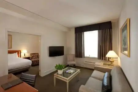 Hilton Cincinnati Netherland Plaza - 80