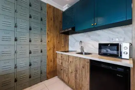 Avenue Sofia - 94
