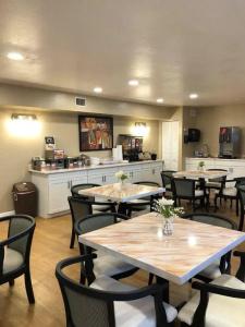 Sandals Inn - 14