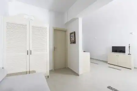 Ambition Suites - 70