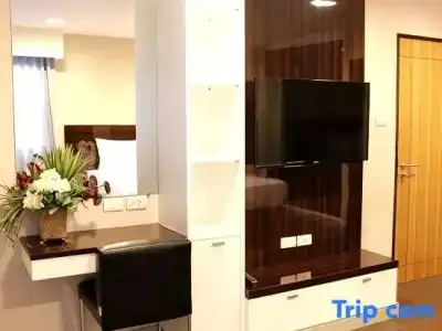 14 Residence - 79