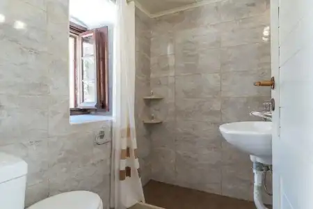 Goulas Traditional Guesthouse - 81