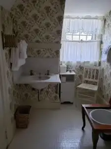 Moseley Cottage Inn & Town Motel - 6