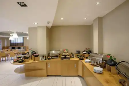 Best Western Plus Globus - 13