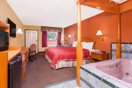 Travelodge By Wyndham Chattanooga Hamilton Place - 11