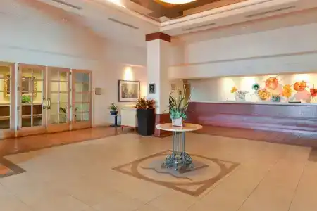 Red Lion Woodlake & Conference Center - 1