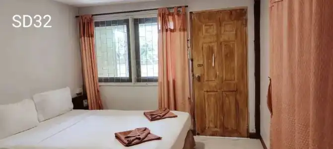 Phi Phi Cozy Seafront Resort - 54