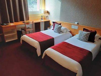 Logis Hôtel Atrium - 11