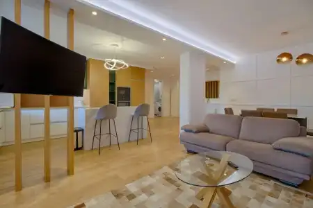 The Rooms - 290