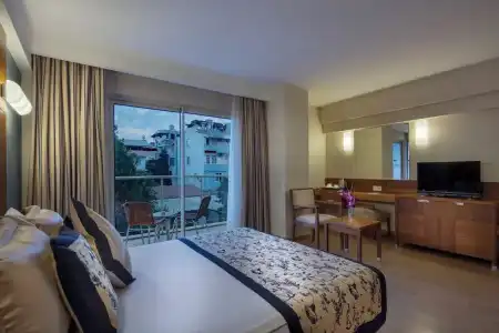 Trendy Side Beach - 57