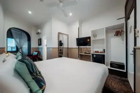 Cremorne Point Manor - 79