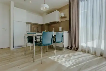 Romana Beach Apartments - 55