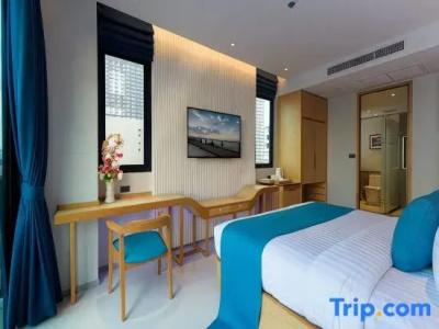 Deep Blue Z10 Pattaya - 175