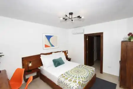 Studio 27 Backpackers - 61