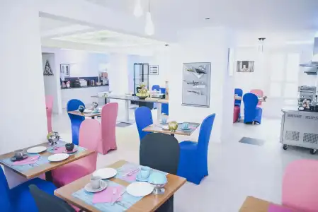 Maisons du Monde Hôtel & Suites - La Rochelle Vieux Port - 24