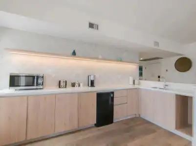 Bentley South Beach - 24