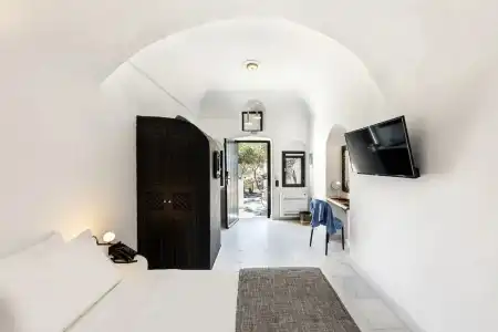 Pearl of Caldera Oia Boutique - 97