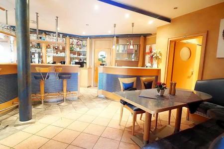 & Restaurant Europa - 10