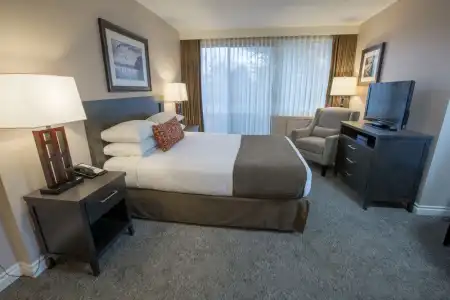 Embassy Inn - 44