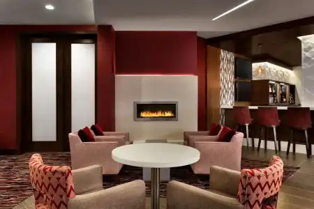 DoubleTree by Hilton Toronto Airport - 32