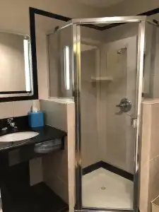 City Center Inn & Suites - 51