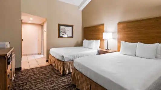 Best Western Plus Saddleback Inn & Conference Center - 3