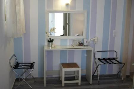 Cyclades Studios - 105