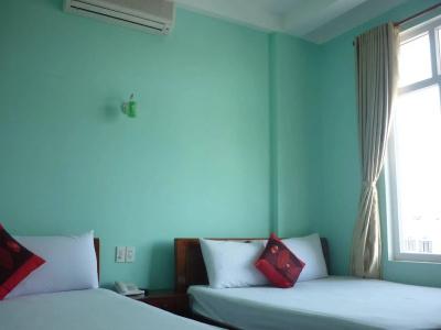 Hue Royal - 2