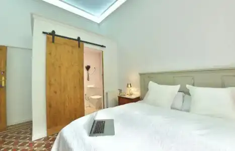 Hostal Girona - 67