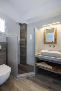 Drios Luxury Studios - 100