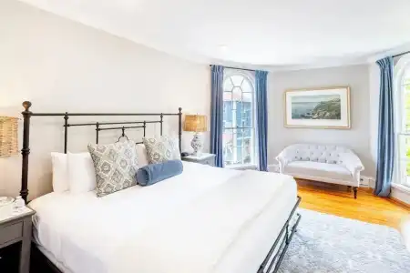 Serenity Inn Newport - 28