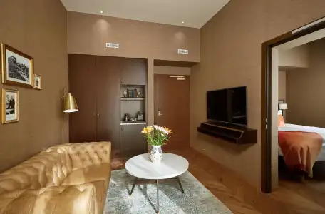 Reykjavik Consulate, Curio Collection by Hilton - 13