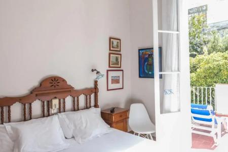 Medium Romantic - 92