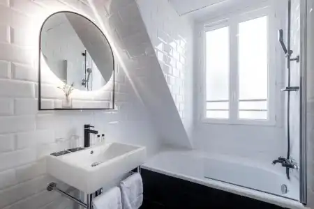 9Bastille-Lyon - 48