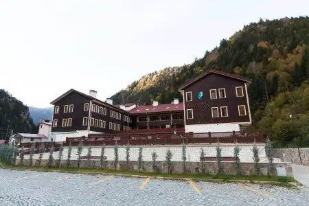 Flora Uzungol Resort - 4