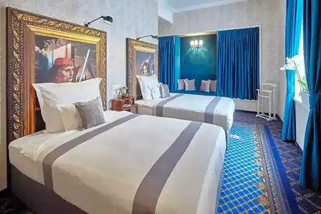 Mystery Budapest, Preferreds & Resorts - 32
