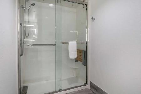 Hampton Inn & Suites Louisville East - 81