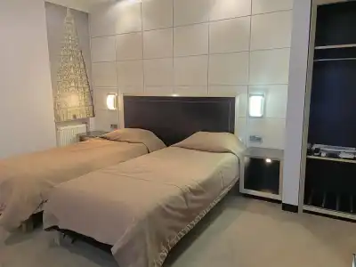 Cosmopolit - 3