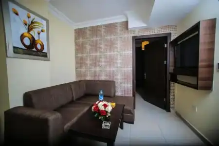 lancaster apartments-Gardens - 11