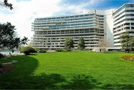 The Watergate - 30