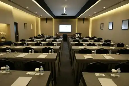 RYS & Restaurant - 10