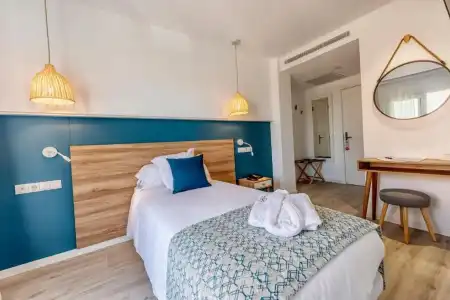 THB Gran Bahia and Apartments - 52