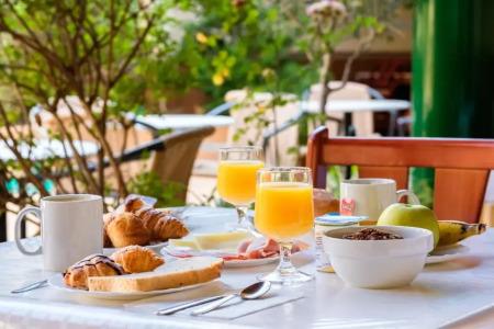 Hostal Rom Familiar - 18