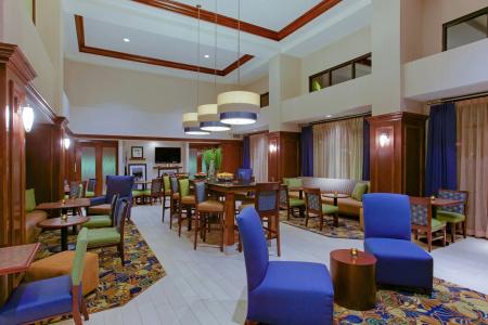 Hampton Inn & Suites Fredericksburg South - 32